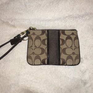 Wristlet